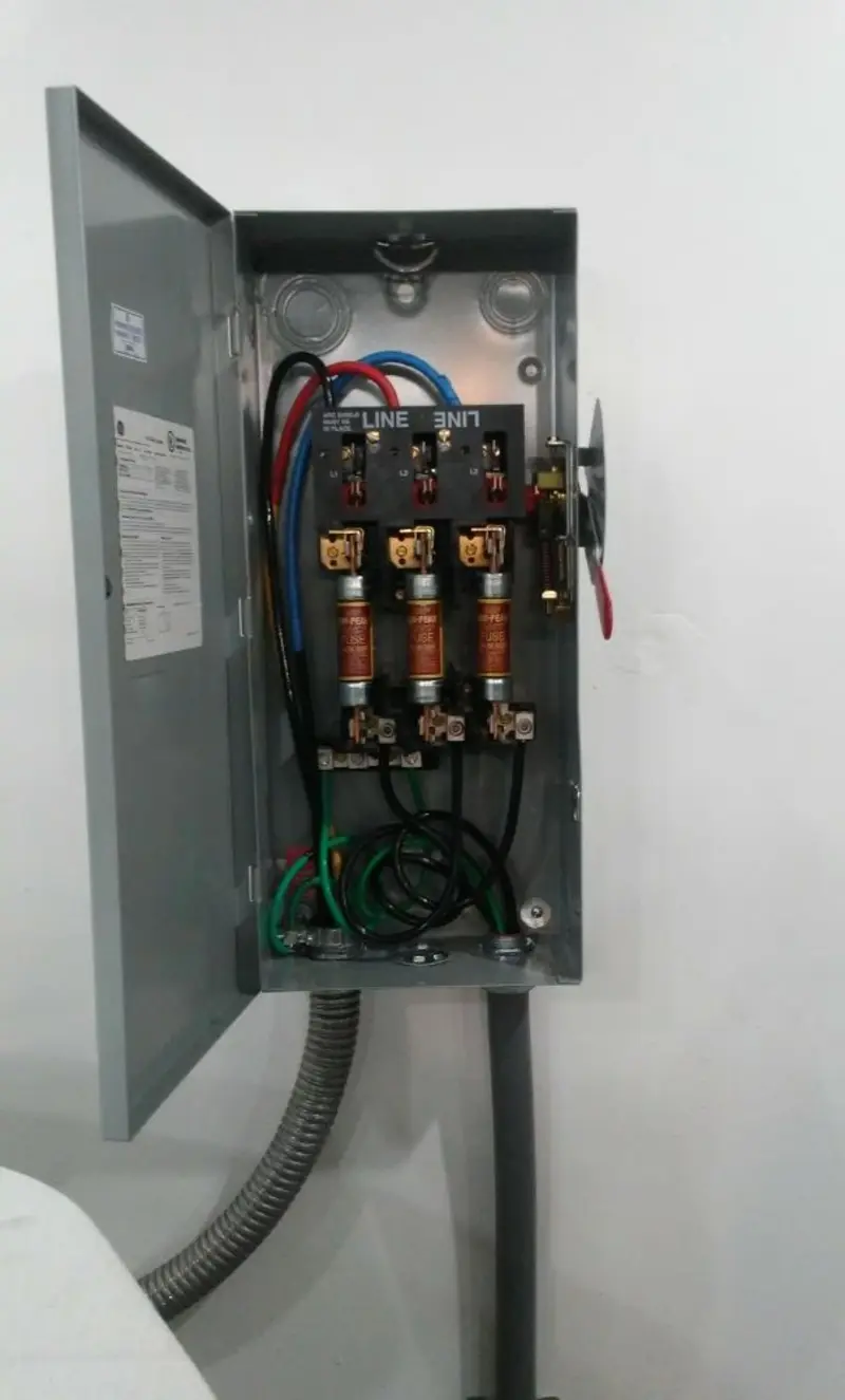 Three-phase disconnect switch installed for Electrical Wiring & Rewiring in Wrightsboro